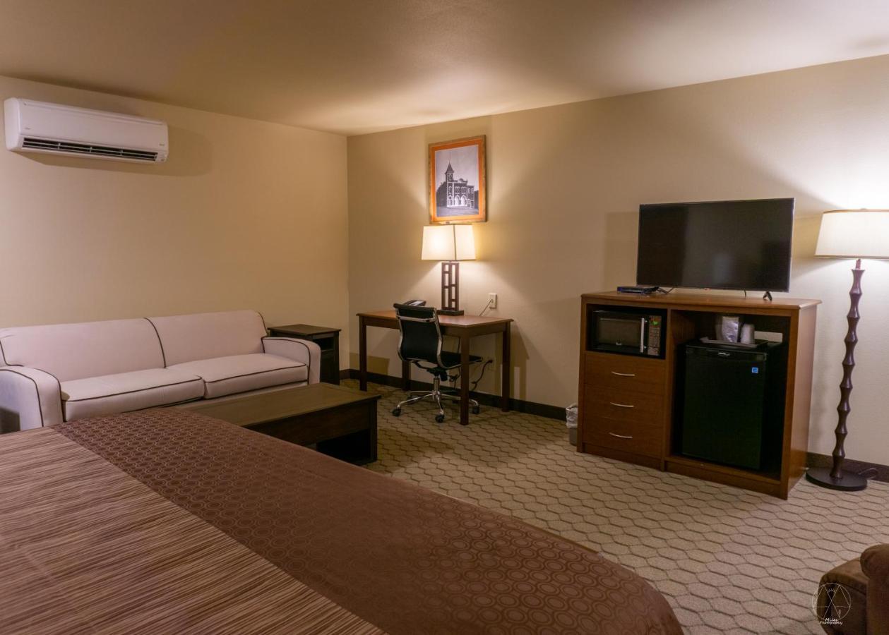 & Convention Center Hotel 3*